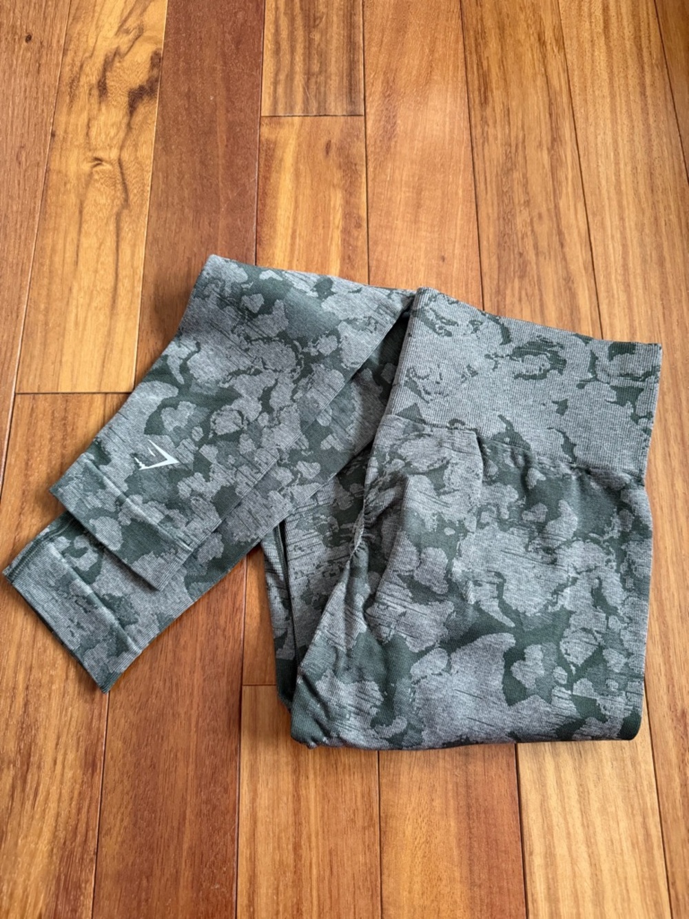 Athletic Camouflage Leggings with Small Logo